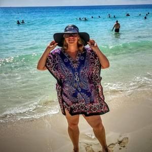 Meet your Posher, Cindy